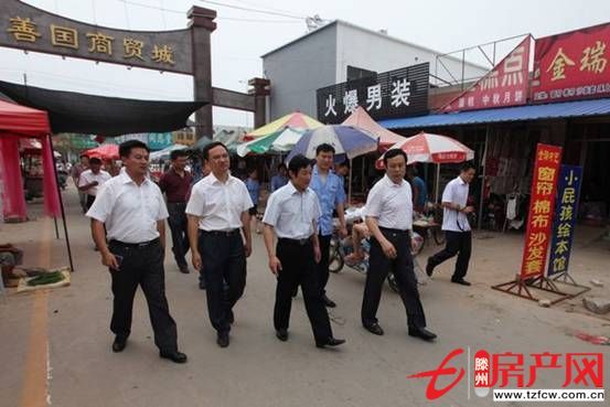 善國商貿城南大門西側營業房黃金地段原大愛醫藥城