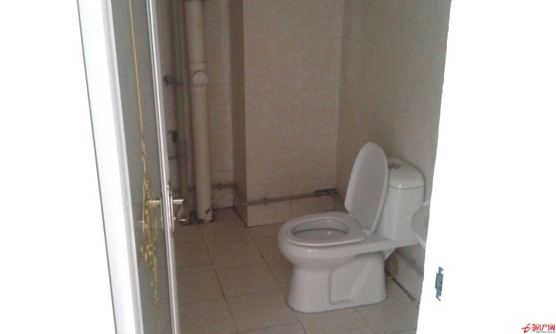 只此房應天上有，人間難得幾回尋。