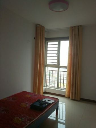 威尼斯五區兩室一廳急租，租金低。