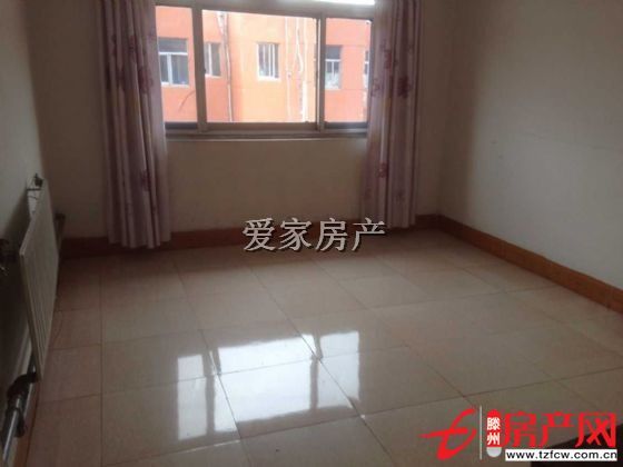 魯東小區三室朝陽！