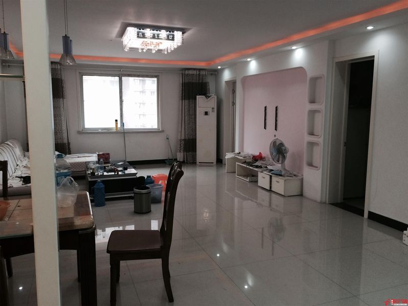 問天二期，稀缺戶型，四室兩廳兩衛