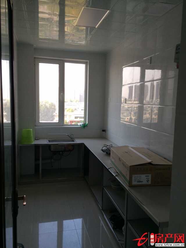 精裝修精裝修新房新房新房，拎包入住，水電暖天然氣齊全