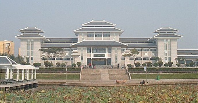 老墨子中學宿舍（龍泉文化廣場）