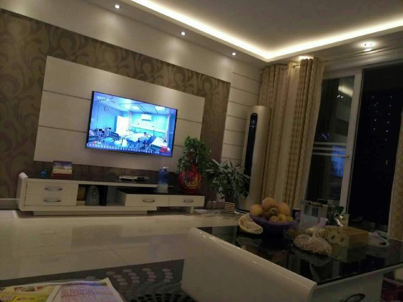 通盛豪華裝修滿五年有車庫另算