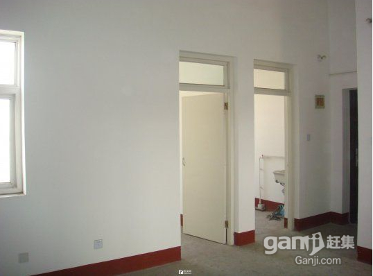 大同花園證滿五年可貸款送儲藏室起脊屋頂