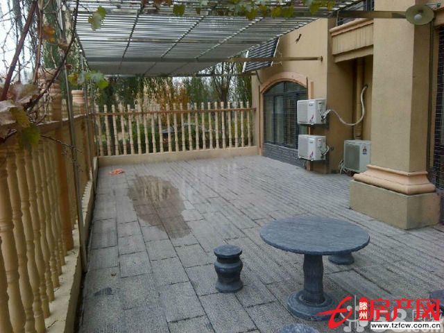 潤恒第一城，洋房帶一庭院，可貸款