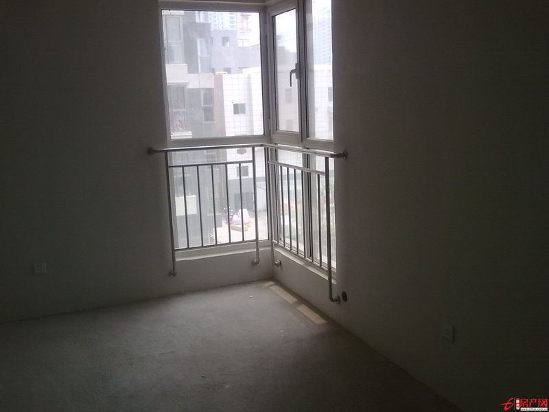 急售威尼斯四區三室