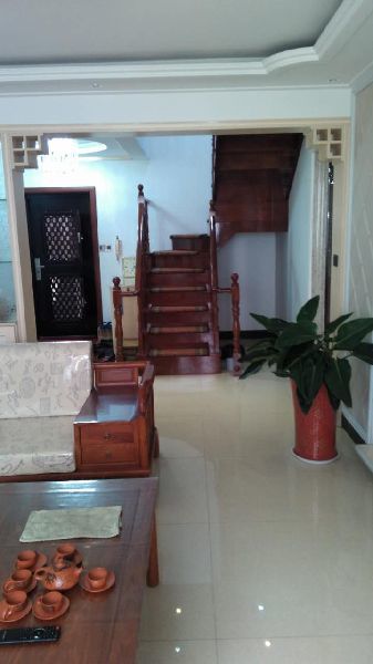 和諧康城，一樓小復式，豪裝