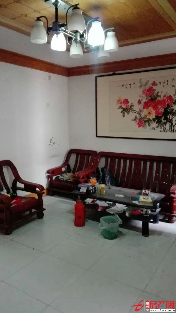 通衢組團精裝修房出租