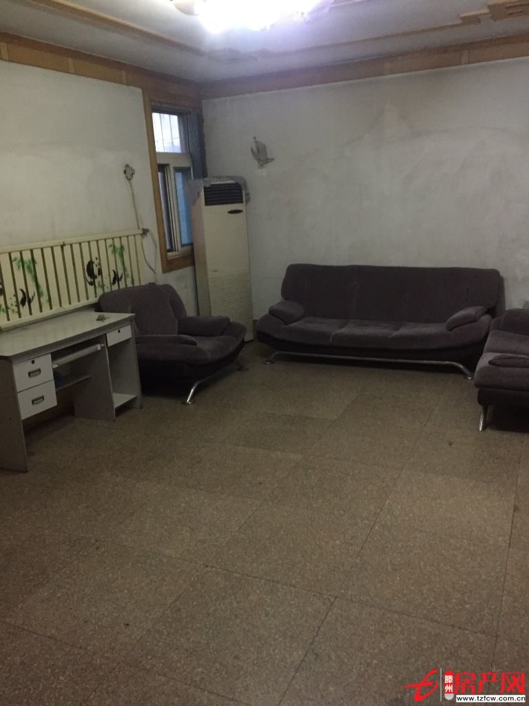 位址優越、設備齊全、拎包即住