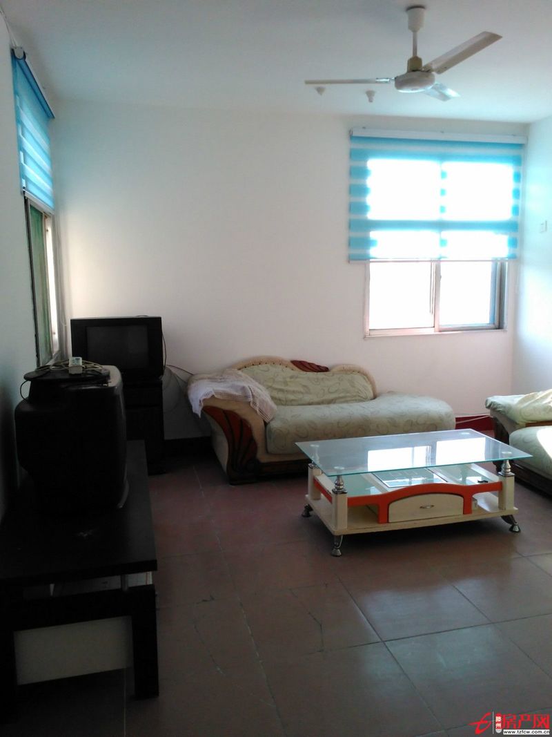 塔寺北路商校宿舍樓三室兩廳家具電器齊全（弘道公園在樓下）