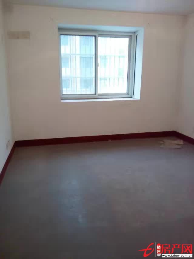 人和天地回遷房，包上房費和地下室，兩室朝陽，客廳朝陽