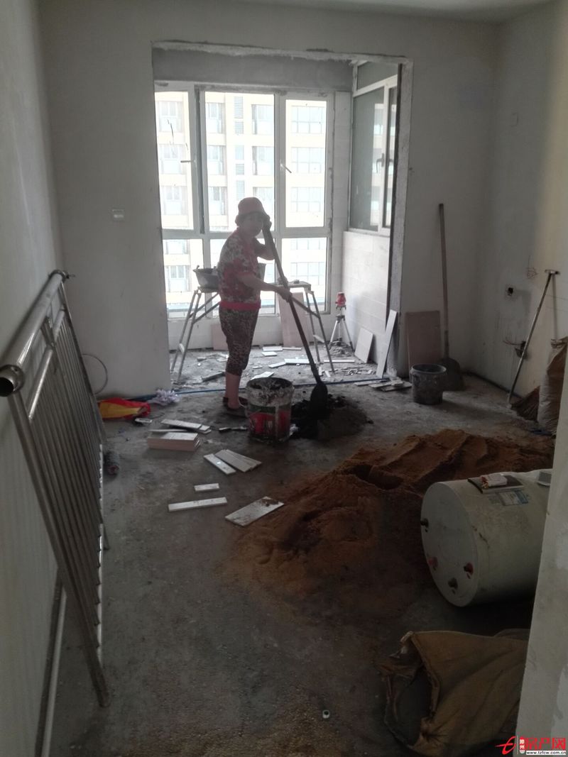 翔宇大廈小區（熙城國際對面）抵賬房，可貸款，僅此一套。