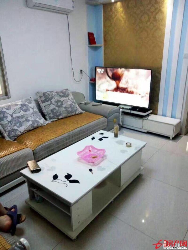 市內多套家具家電齊全