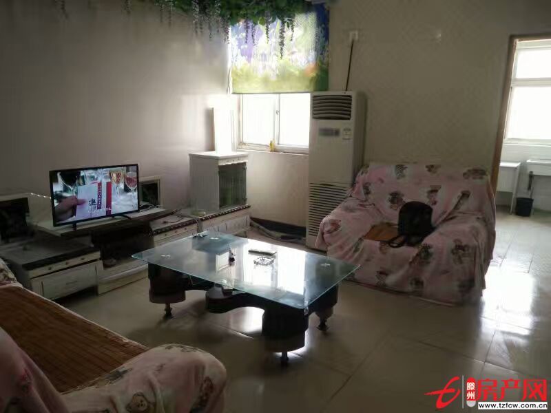 幸福小區北區吉房出租三室一廳，拎包入住