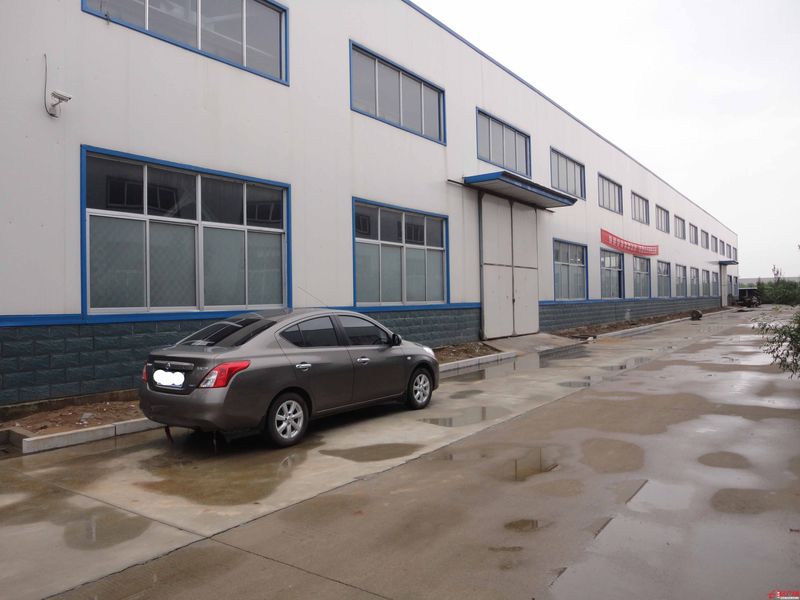 滕州經濟開發區標準鋼結構兩千二平方廠房出租