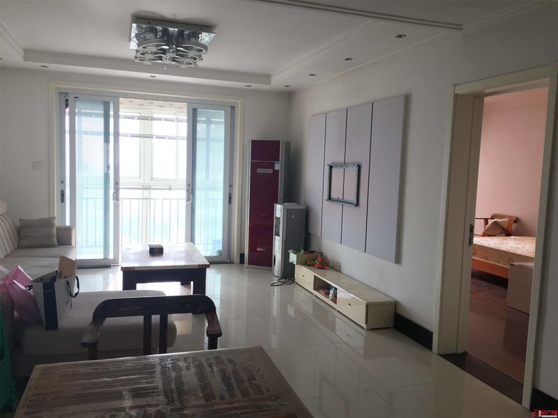 荊河港灣，公園對過，實小附近，最佳選擇！歐耶！