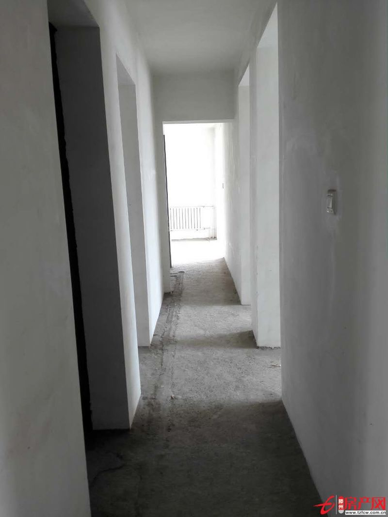 中央城區豪華裝修送家具家電