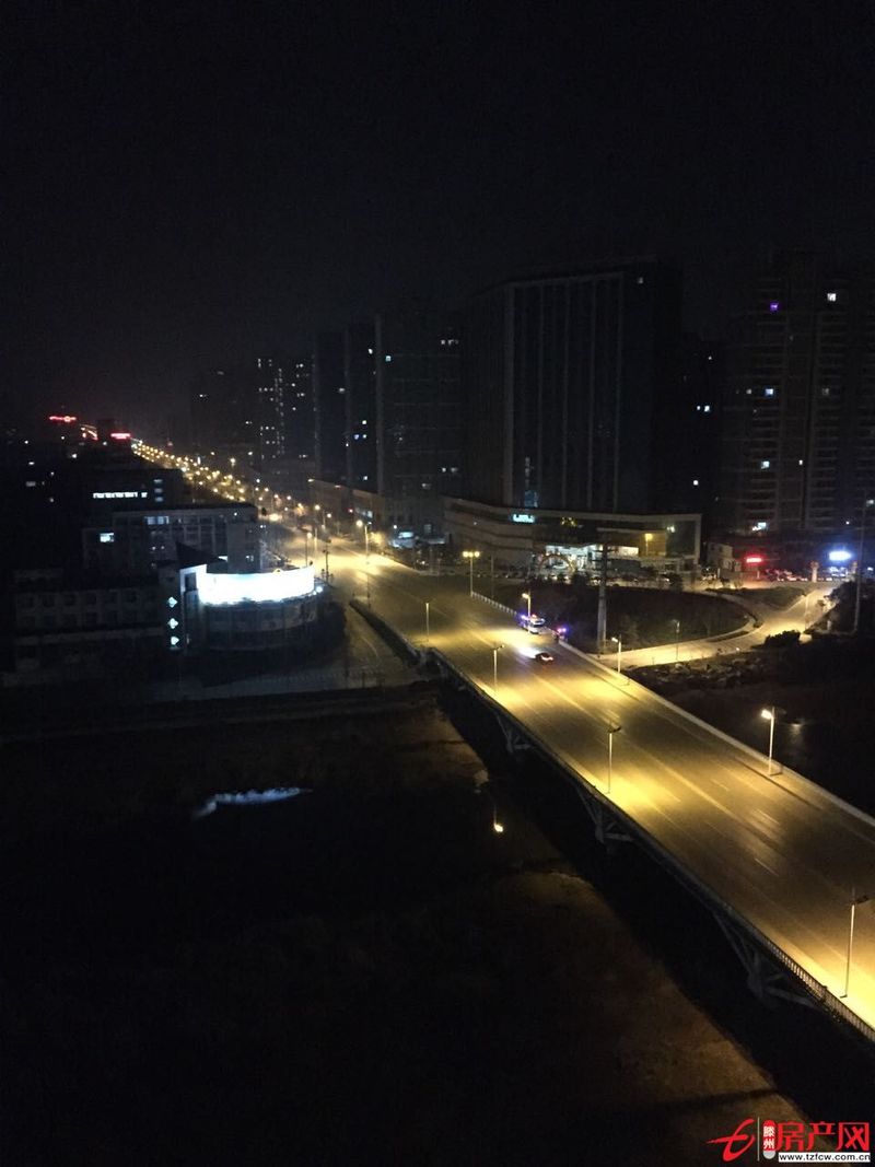 高檔住宅威尼斯黃金旺鋪上下三層整體心動價出租