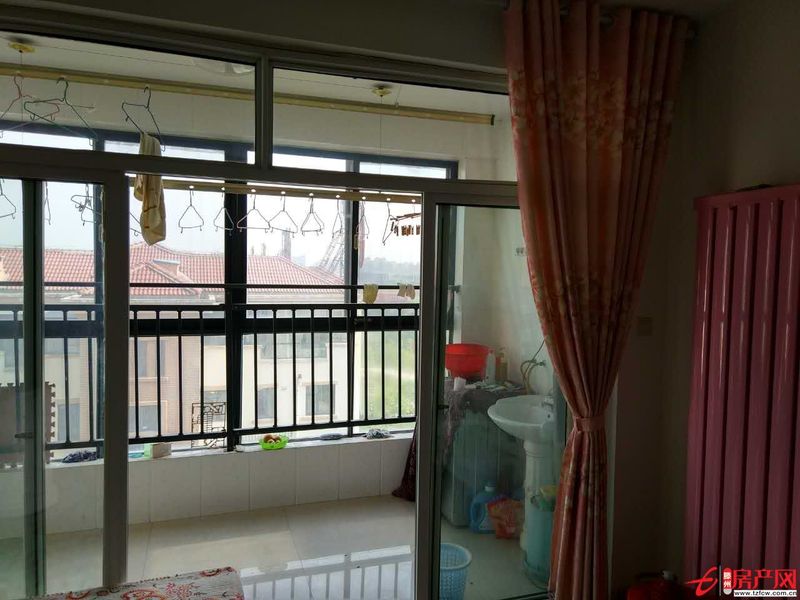 維多利亞急售送電器家具環境優美道路暢通