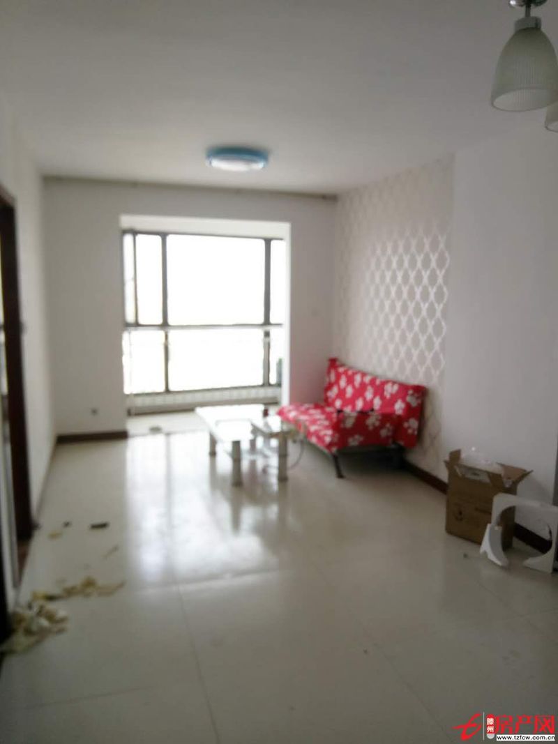 嘉鴻一品學區房離一中育才都很近