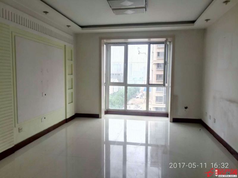 新興南區續建北關小學，老一中，學區房，全明戶型。