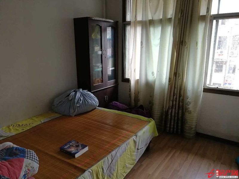 北安居小區，拎包入??！電話一三六五六三二三九五四