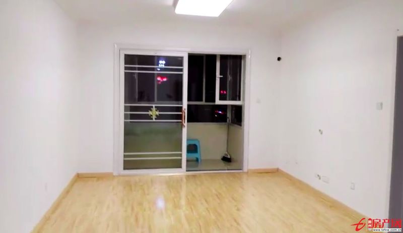 人和天地，龍泉小學，滕東中學，新一中，龍泉廣場，荊河，龍泉塔