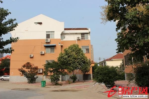 荊河小區，證滿五年儲藏室，經典多層，沿河北