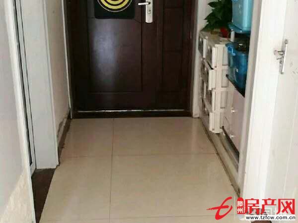 凱旋國際，步行街副街，南北通透，位置優越