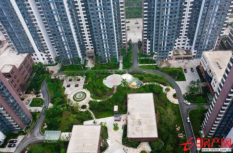 已出租，中央城，經典一室兩廳戶型，拎包入住