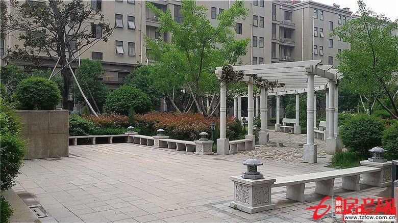 愛家豪庭，南戶，新證，可貸款，供暖，精裝修，沒住過，學校區域