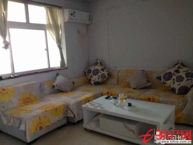 滕州北安居小區，三室一廳，次臥，朝北，女生合租