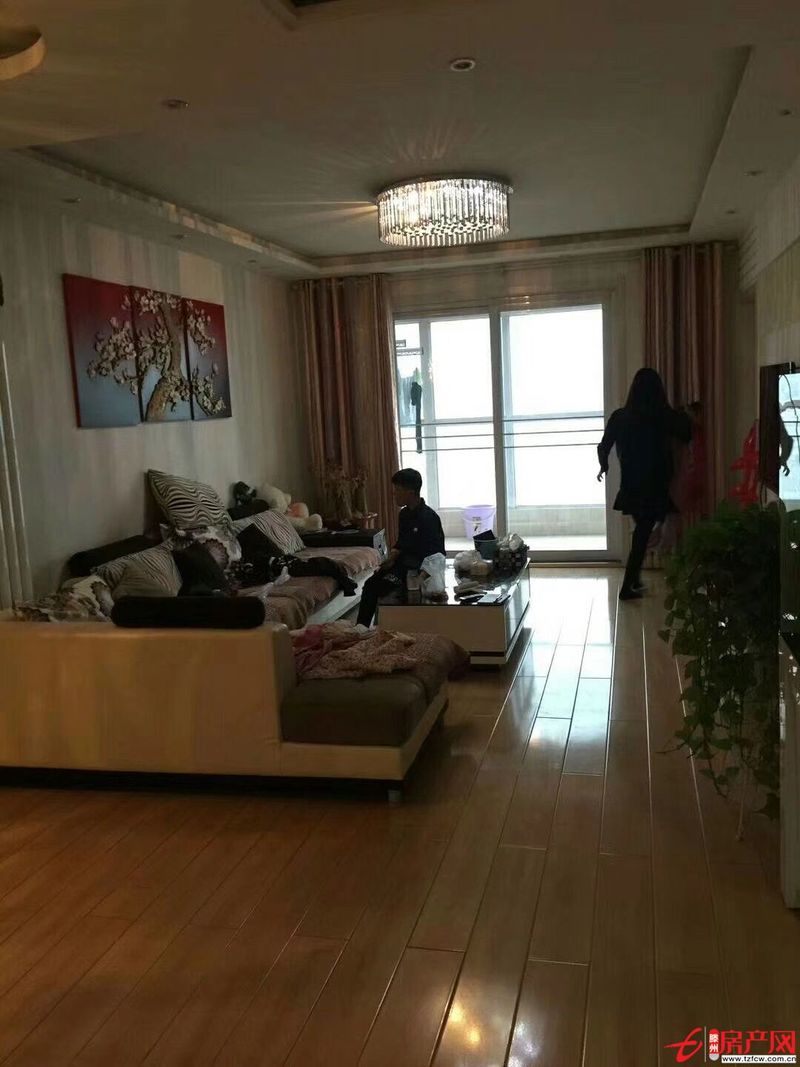 麗都水岸學區房三室二廳支持貸款