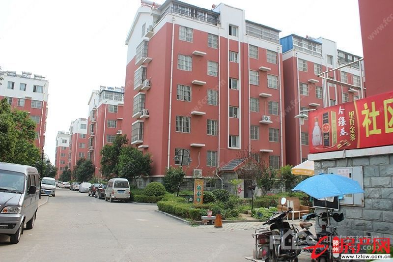 香格里拉學區房精裝修