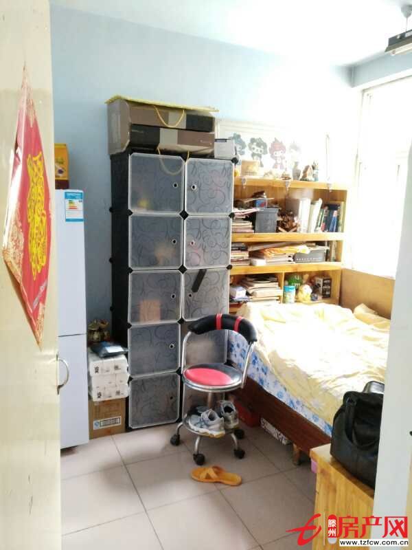 急售荊河小區二樓多層證滿五年可貸款