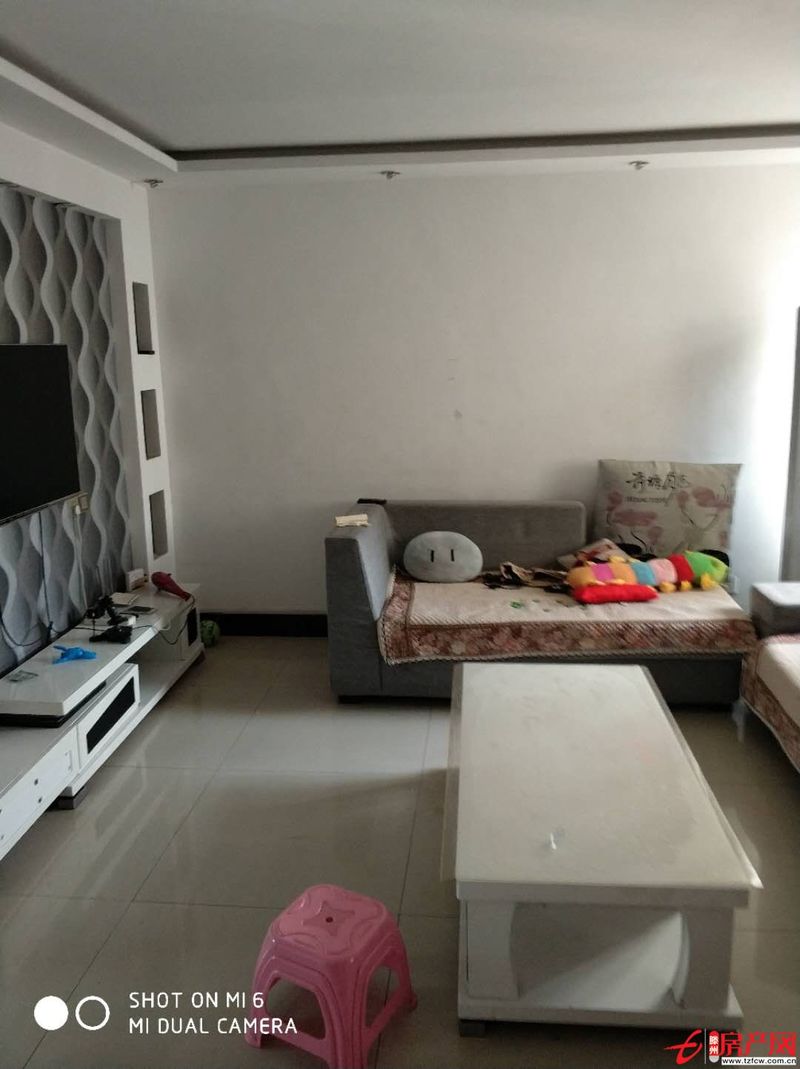 香格里拉六樓加七樓復式簡裝修可貸款