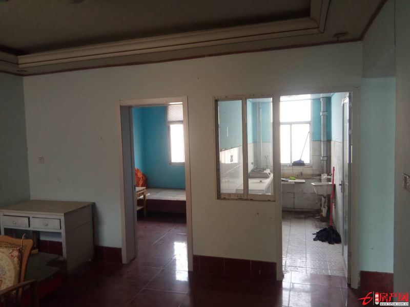 安樂街工商局宿舍，三室一廳一衛，老實小學區房。