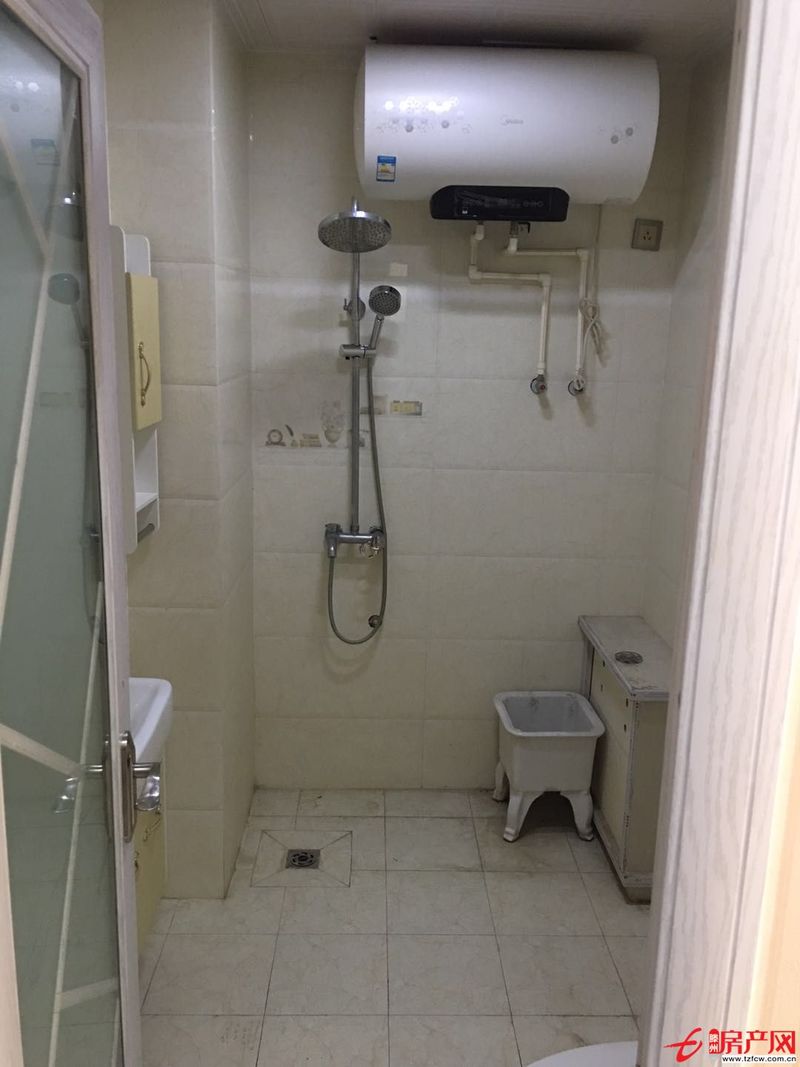 倫達金領國際公寓拎包即住