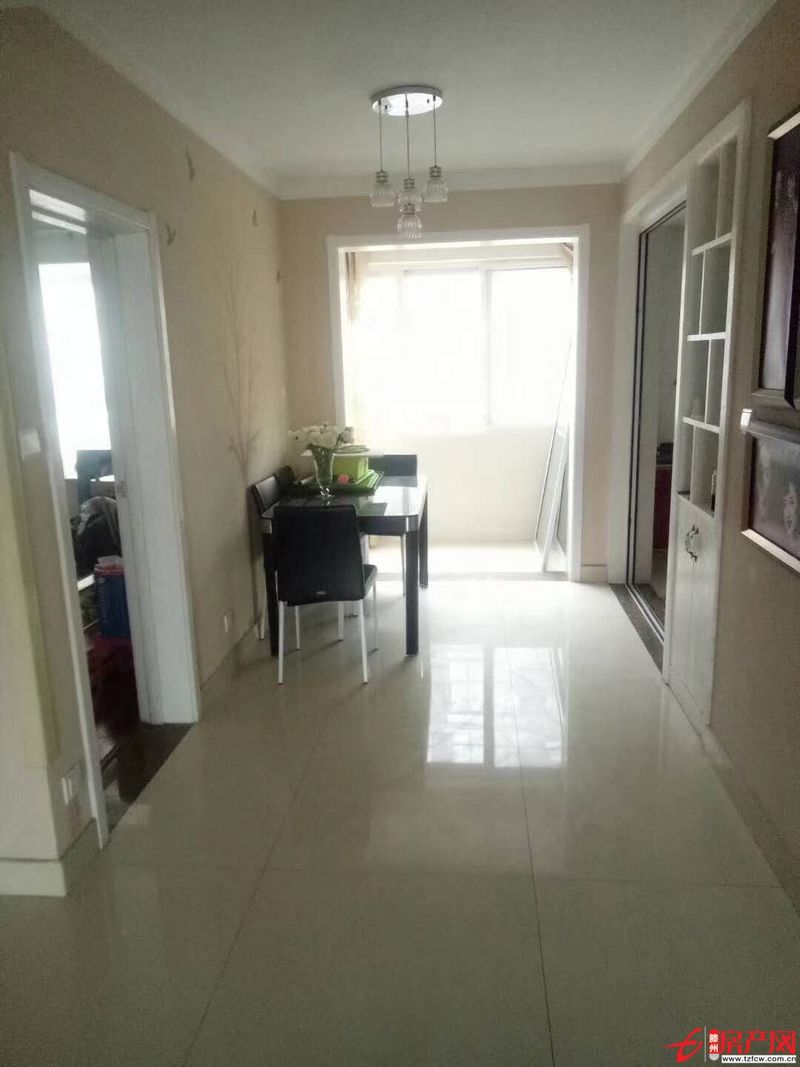 遠航國際東區精裝修證滿二