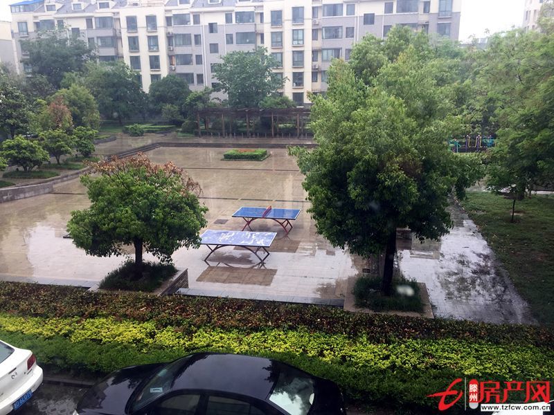 濱江花苑三期車庫出售