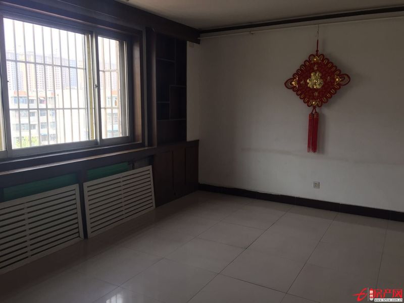 誠信花園三室一廳含儲藏室三室向陽