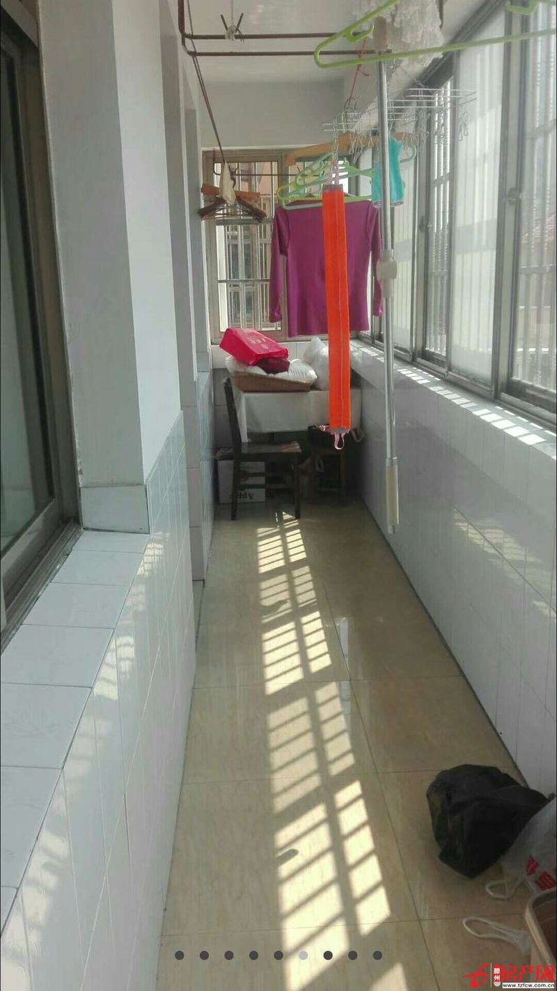 荊河小區三室證滿五可貸款