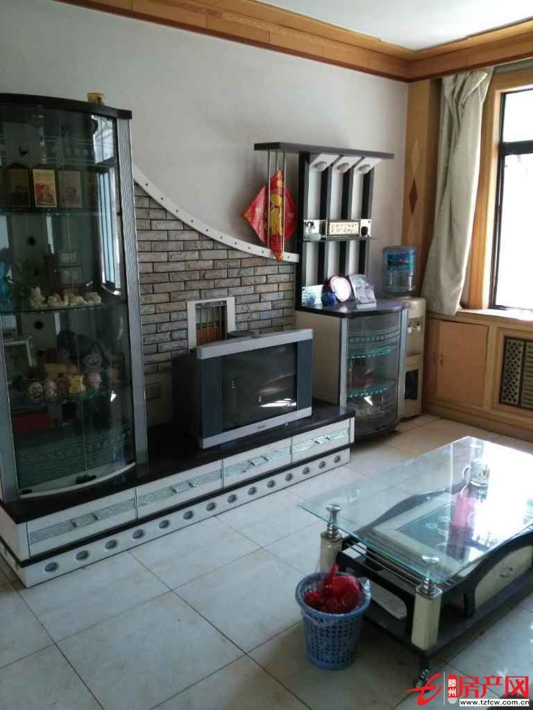 人民銀行宿舍，三室兩廳，家具家電齊全，拎包即住