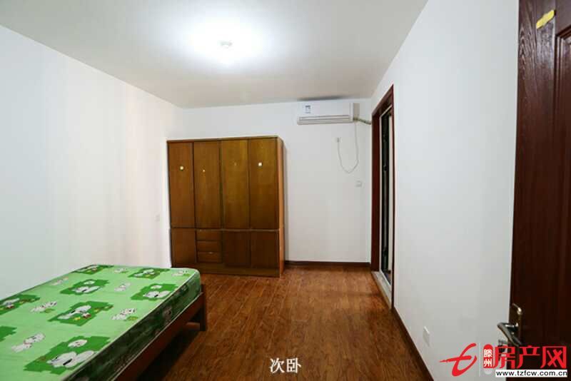 金河灣，新房出租，精裝修，拎包即?。?>                    <s class=