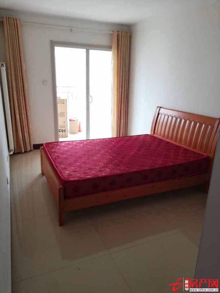 御冠麗景，兩室兩廳，家具家電齊全，拎包入住，