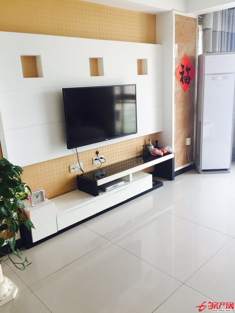 荊河港灣善國大橋橋東荊河河北岸前排沿河觀景房