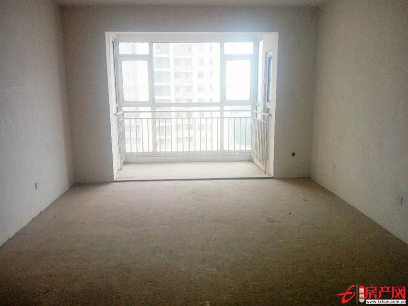 人和藍灣，3室2廳，146平，毛坯，3個陽臺，黃 金樓層