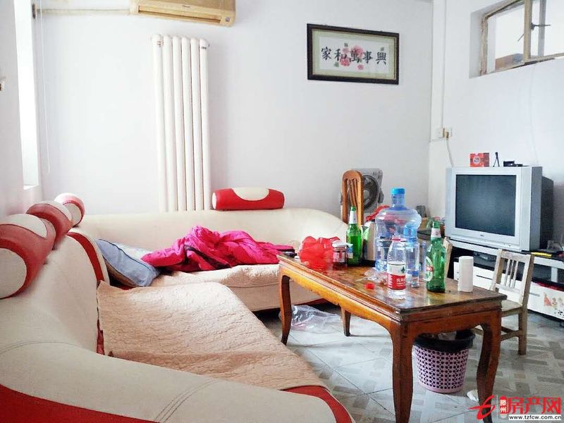 春秋閣，溫馨3室，頂樓，70平，51萬，精裝，滿五，可貸款