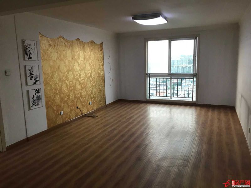 濱江國際對過，陽光麗景，3室2廳，精裝，黃 金樓層 ，可貸款